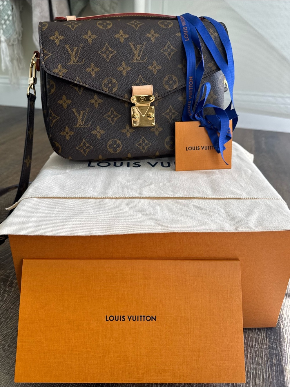 Louis Vuitton Monogram Crossbody Pochette Métis